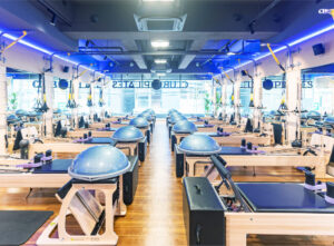 CLUB PILATESの内観