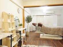 nail&eyelash couleur plus神戸岡本店の内観