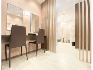 eyelash salon Rey福岡博多店の内観